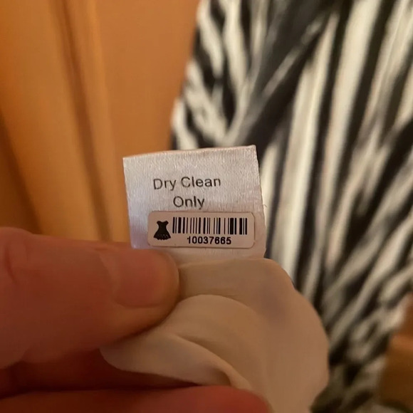 NWOT Parker woman’s long sundress in black and cream. - Picture 10 of 11